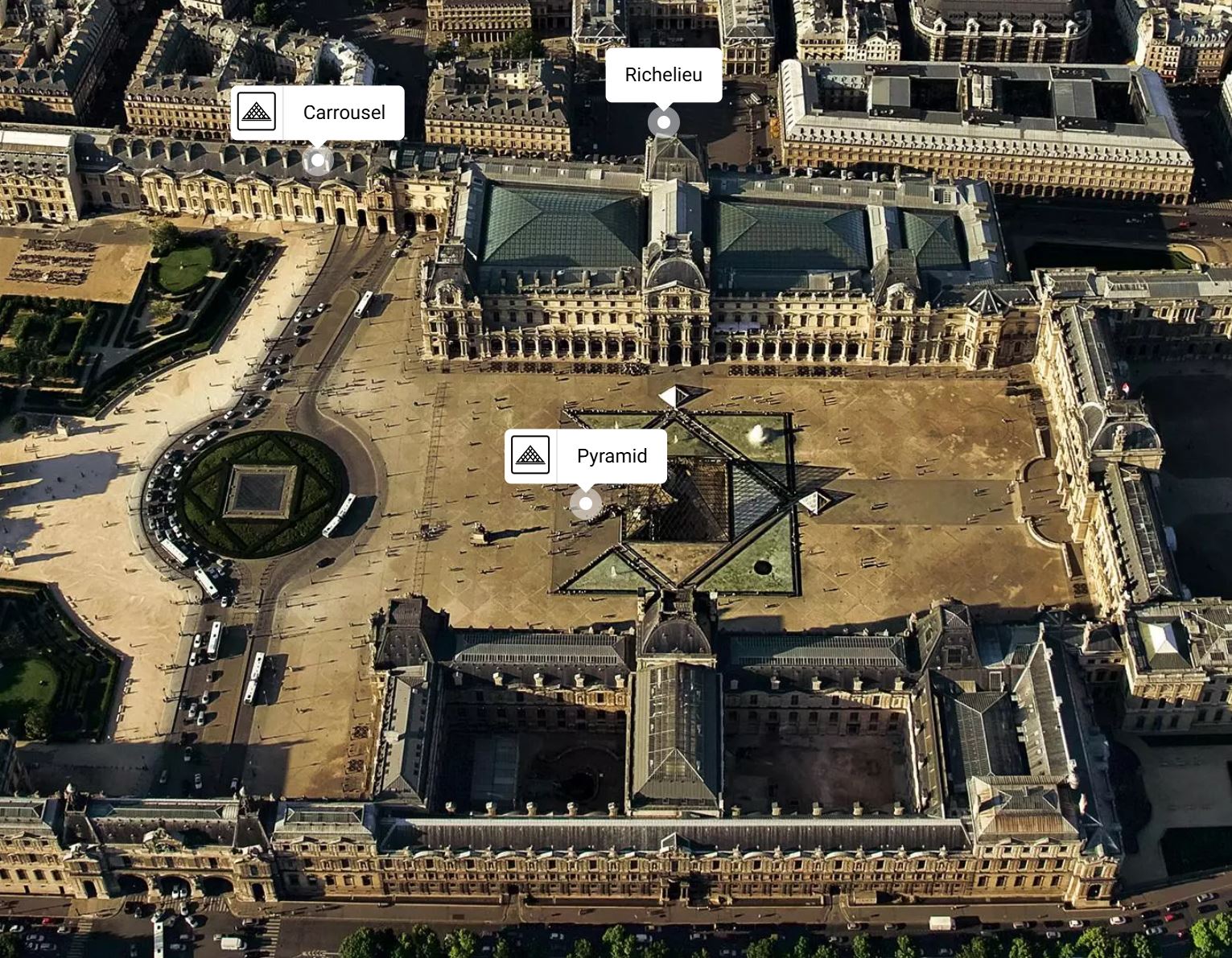 Louvre: Largest museum in the world and its entrances